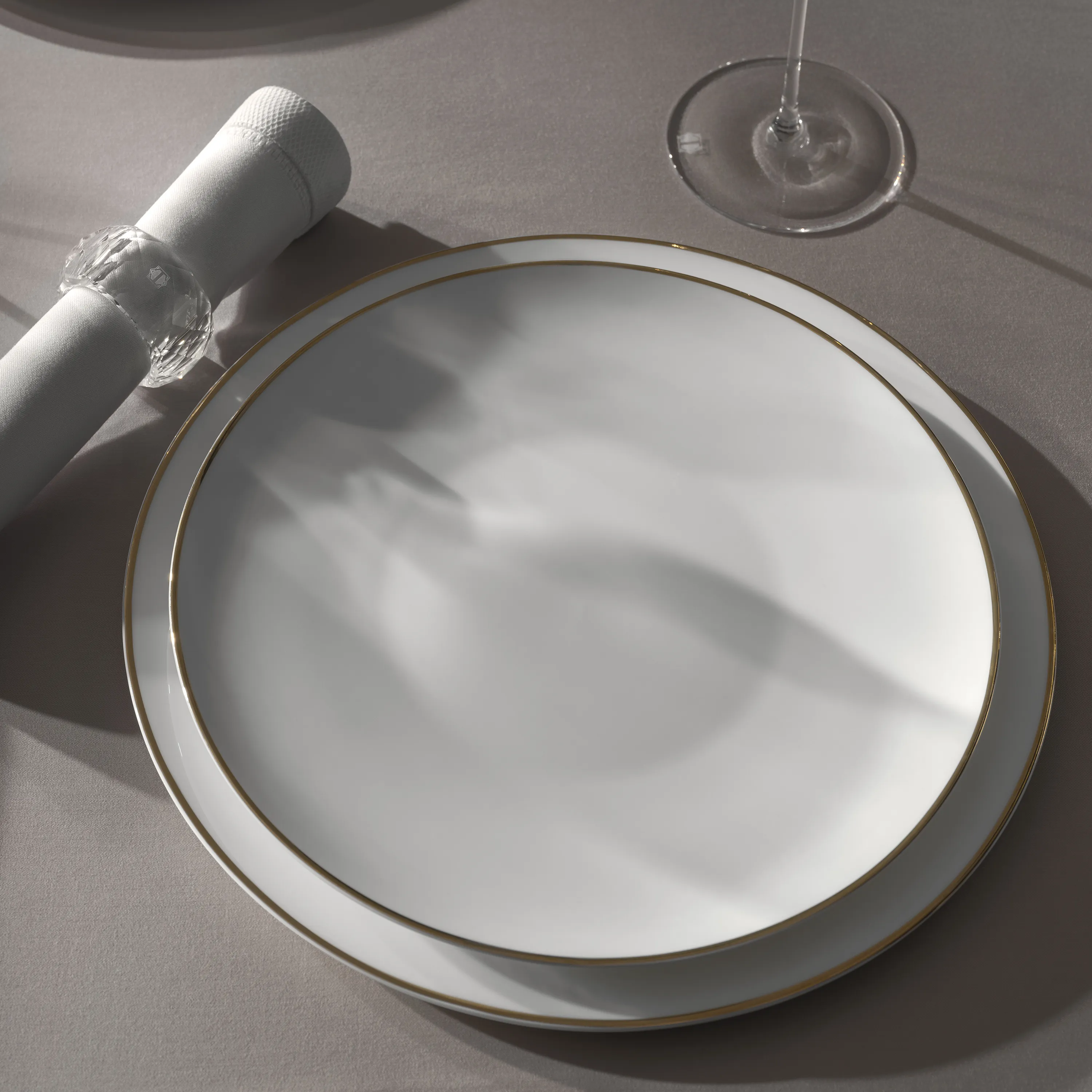 Тарелка обеденная Канни