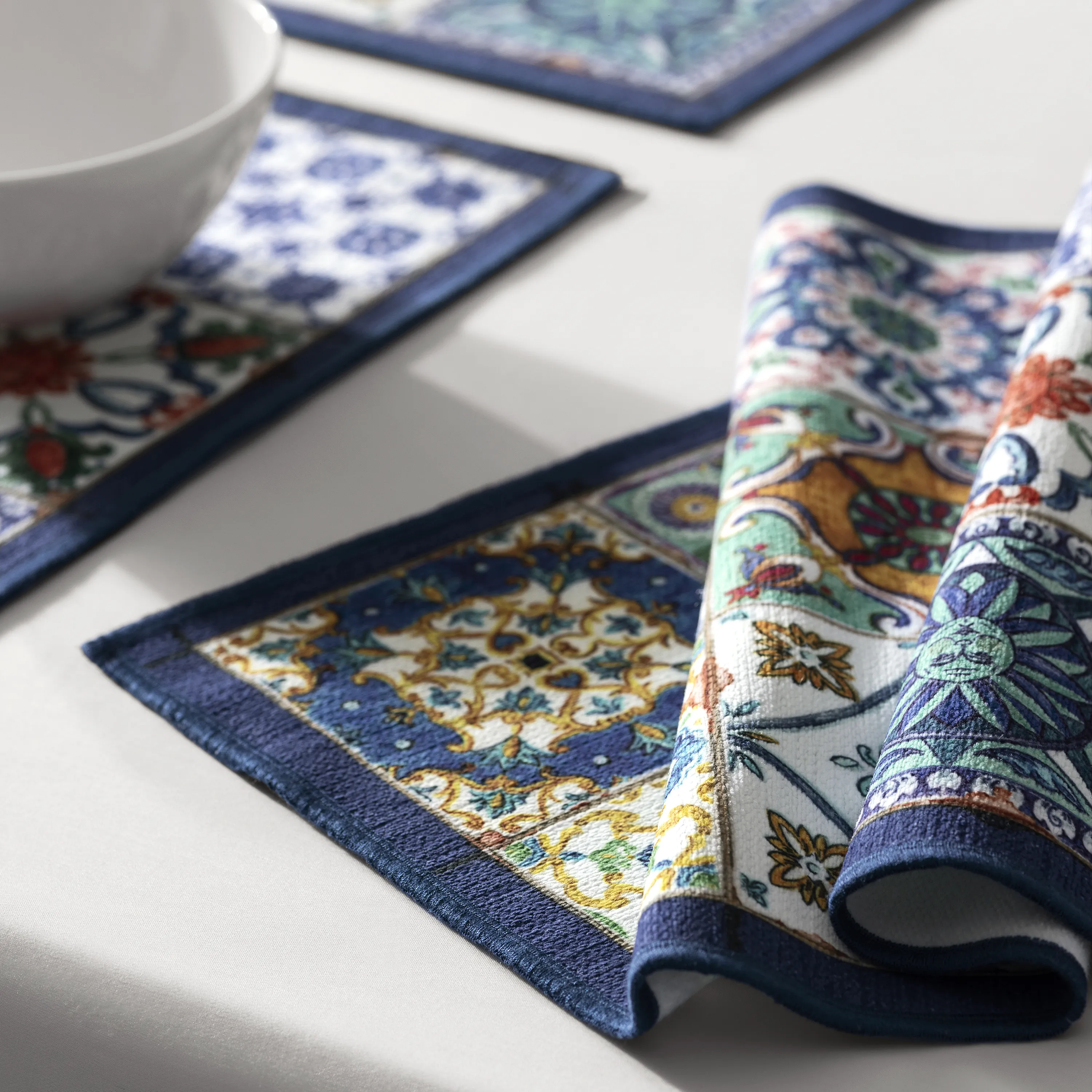 Подставка для сервировки стола Эфисио