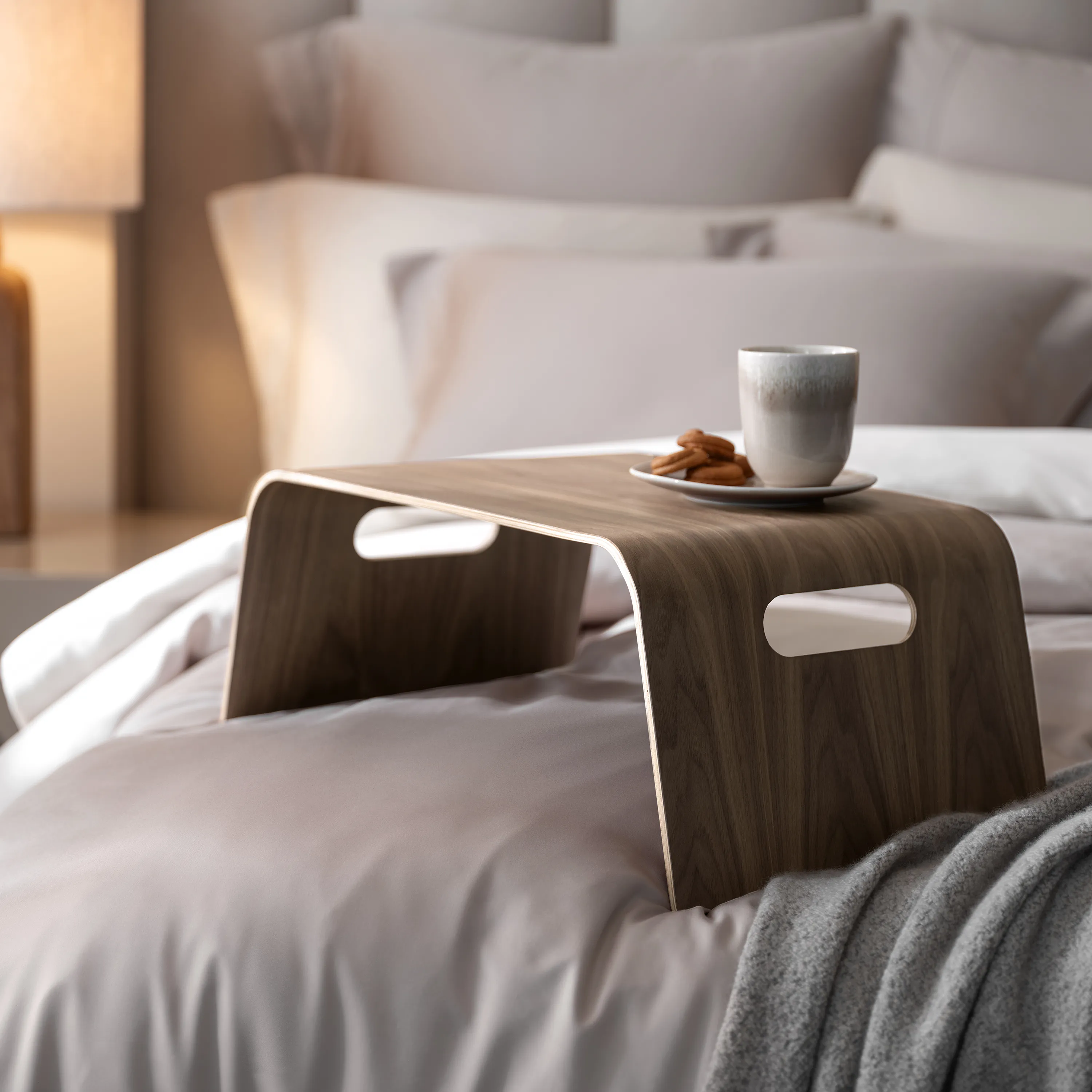 Столик для завтрака Леллуш