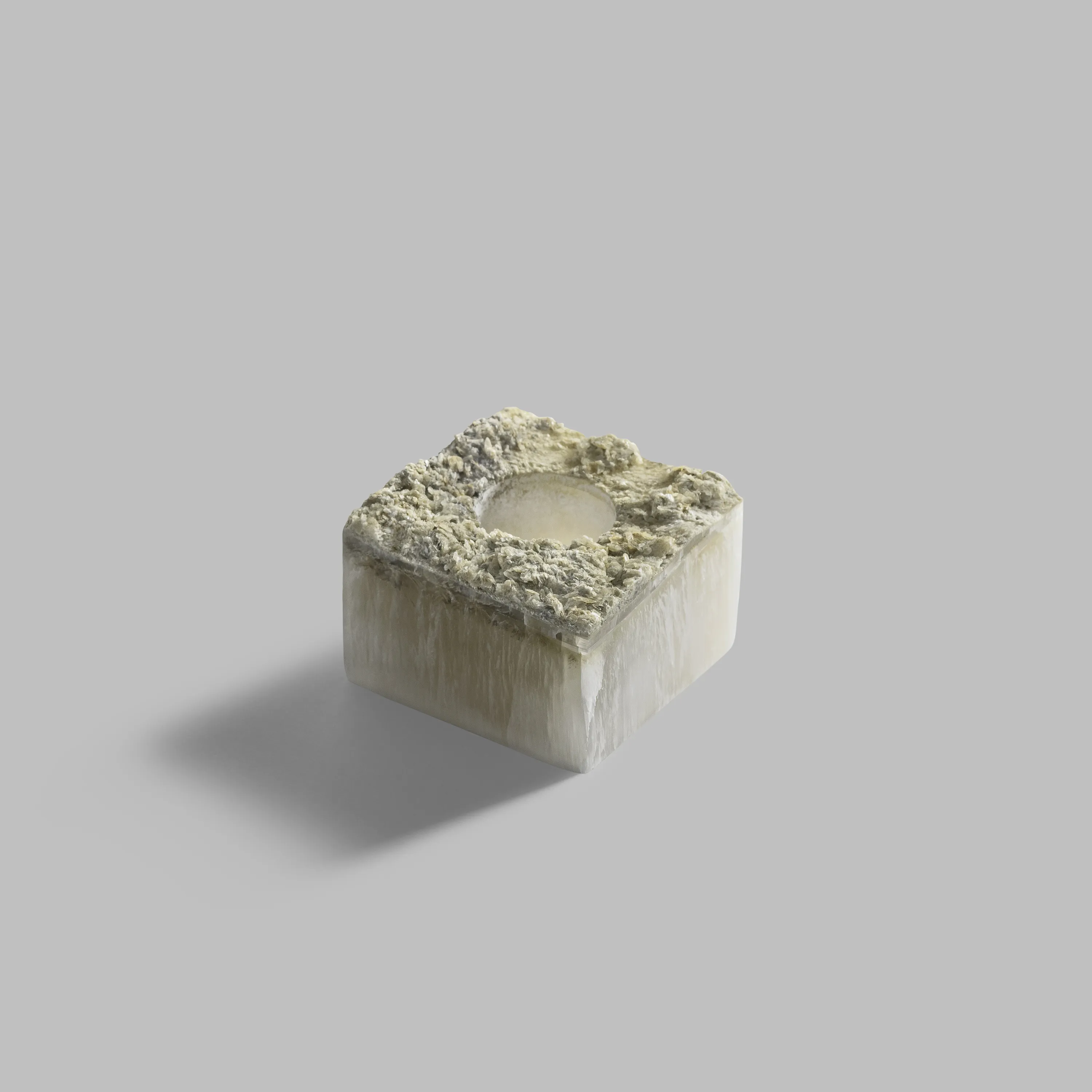 Подсвечник Лоан-Кейк