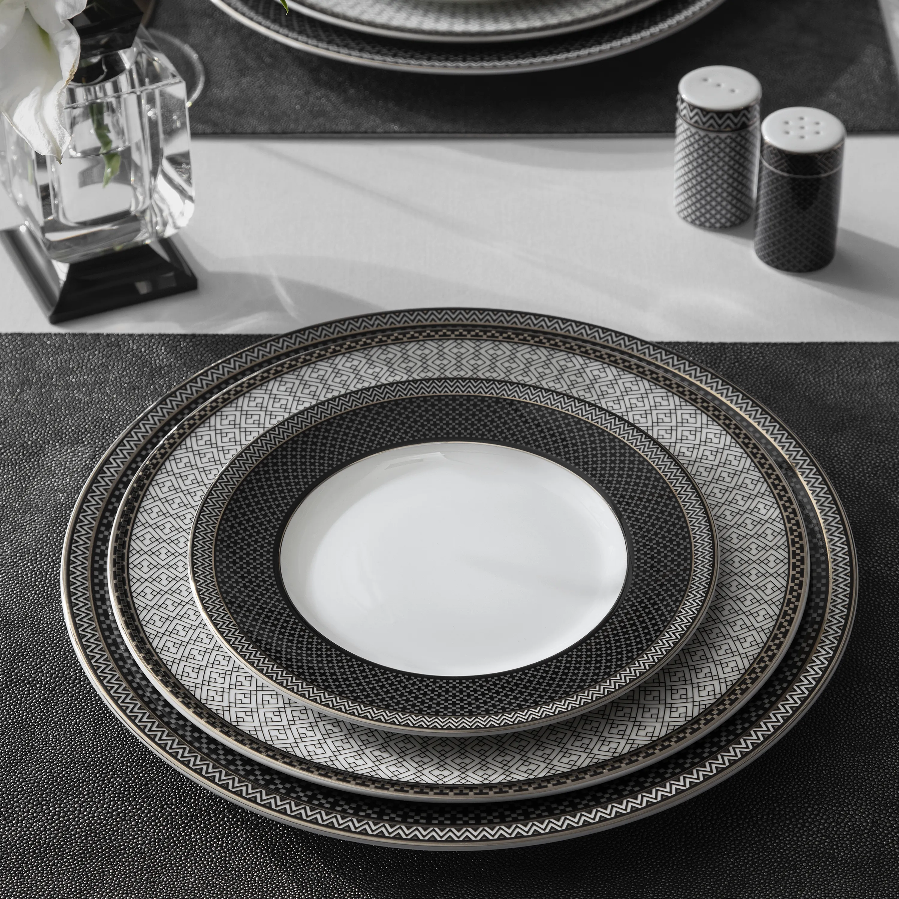 Тарелка десертная Люссон