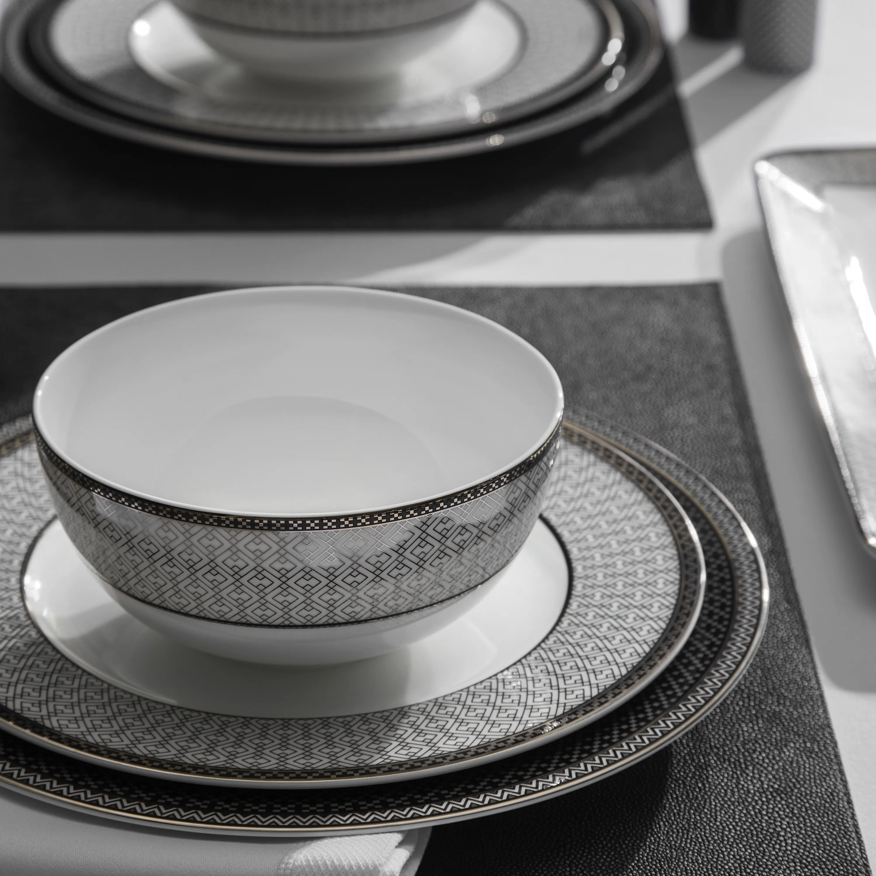 Тарелка салатная Люссон