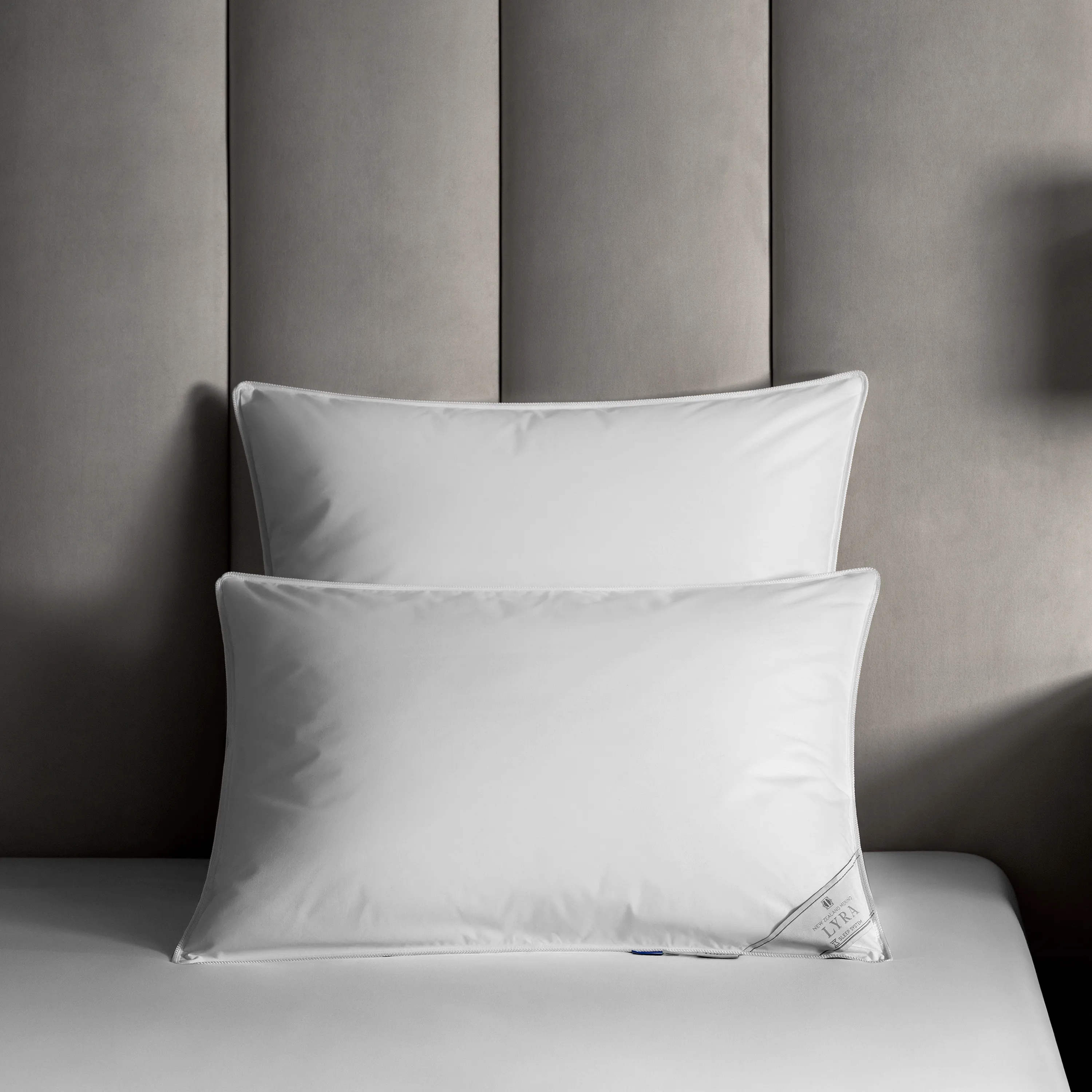 Подушка Лира 