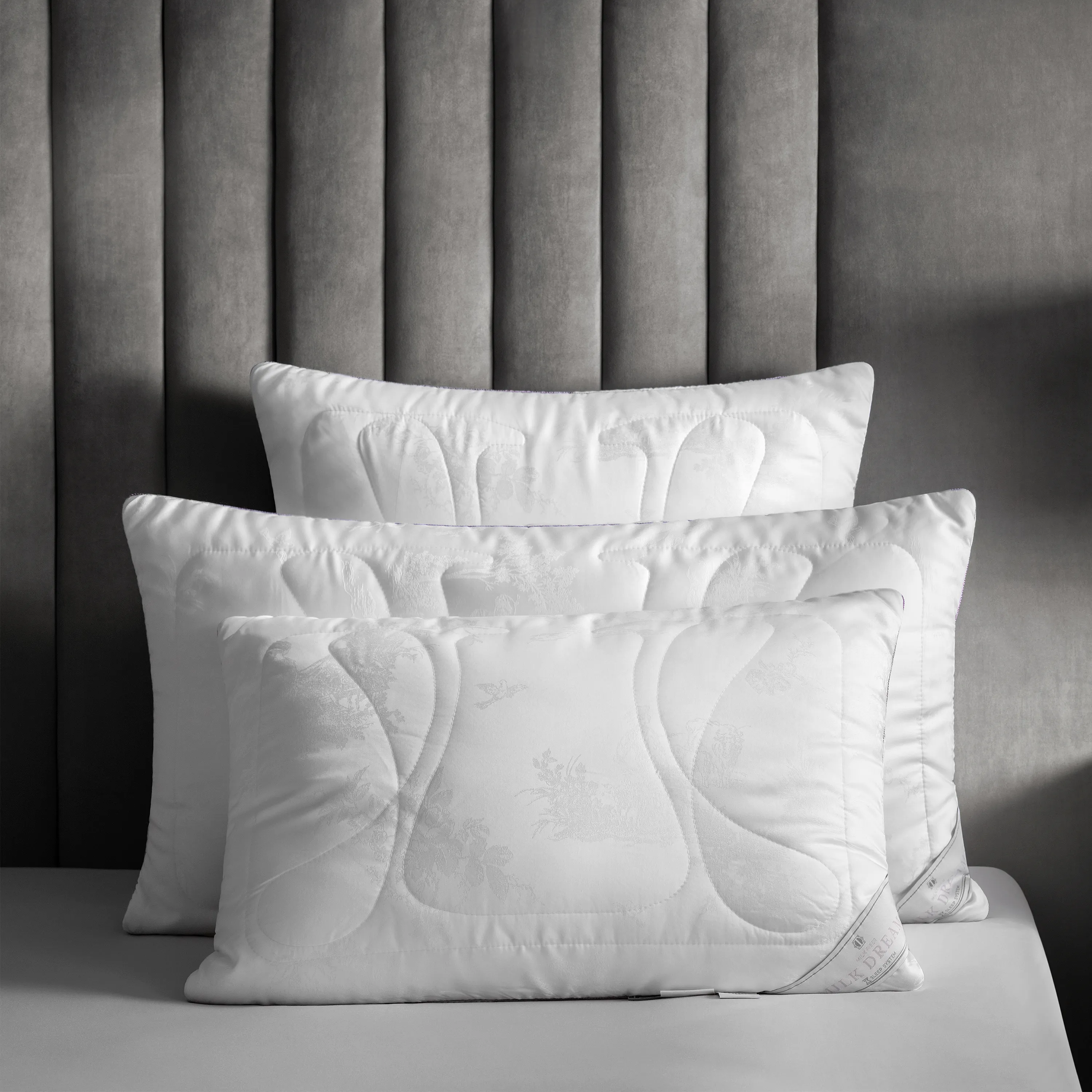 Подушка Милк Дримс