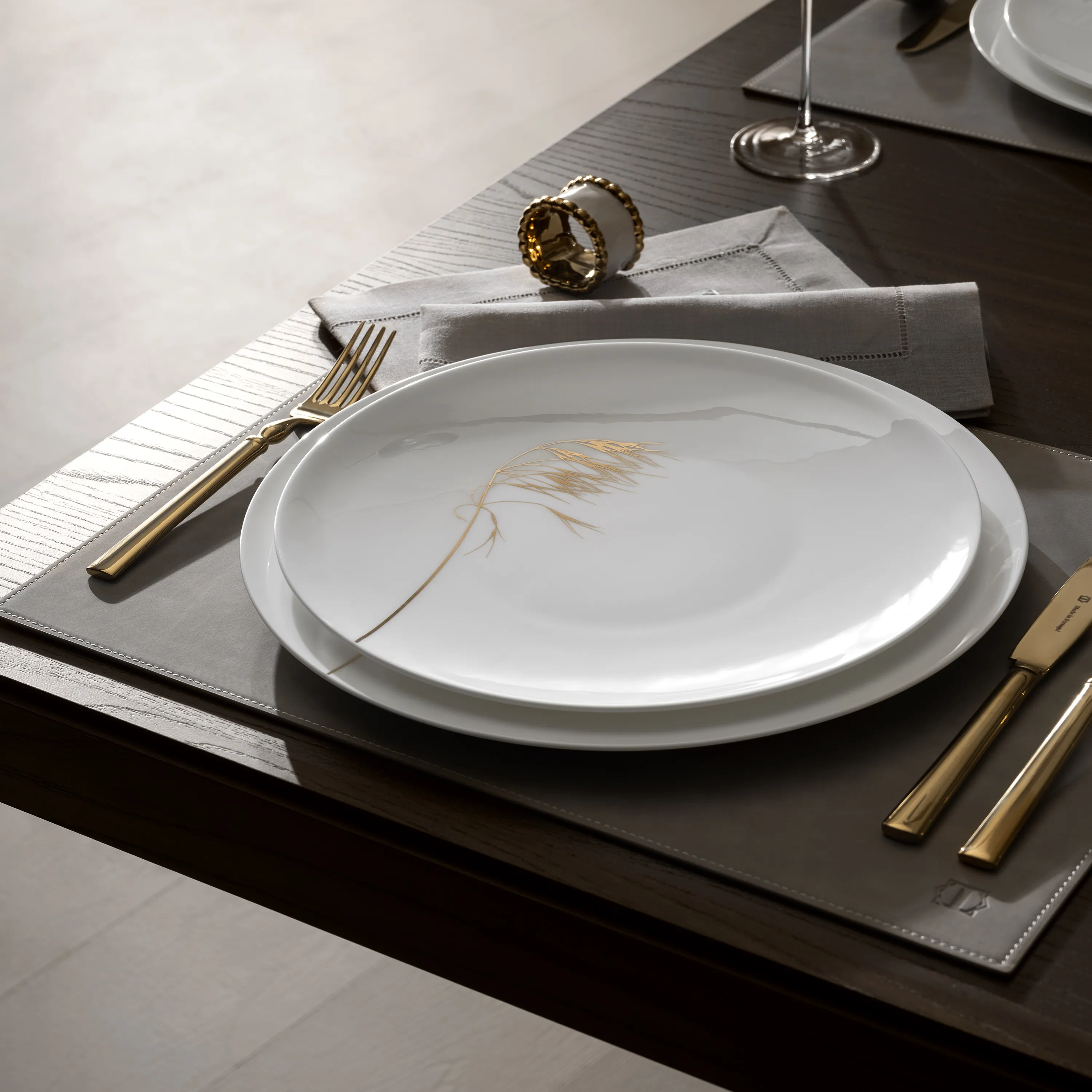 Тарелка обеденная Натурис