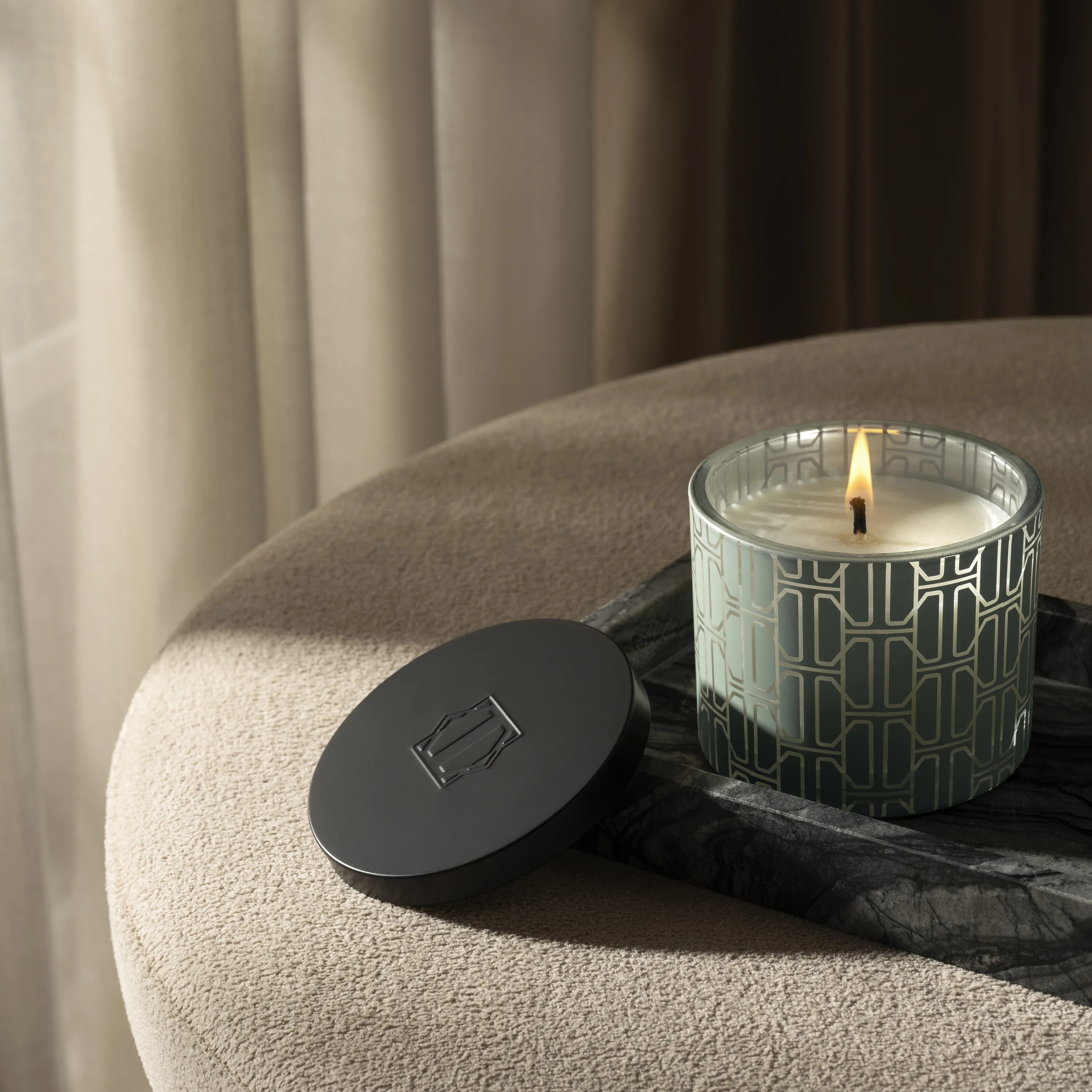 Свеча ароматическая  Апельсин и ваниль