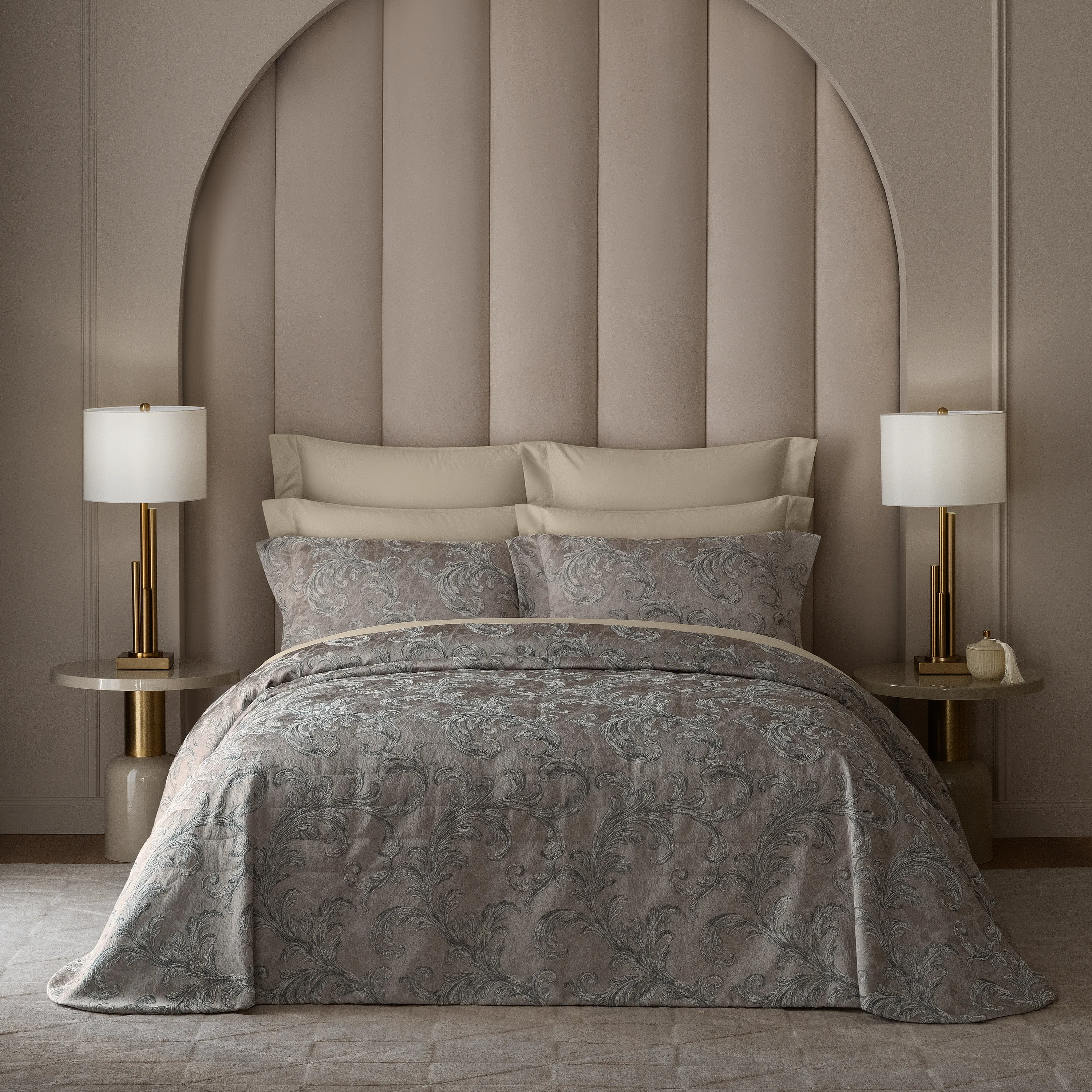 Покрывало Орелья