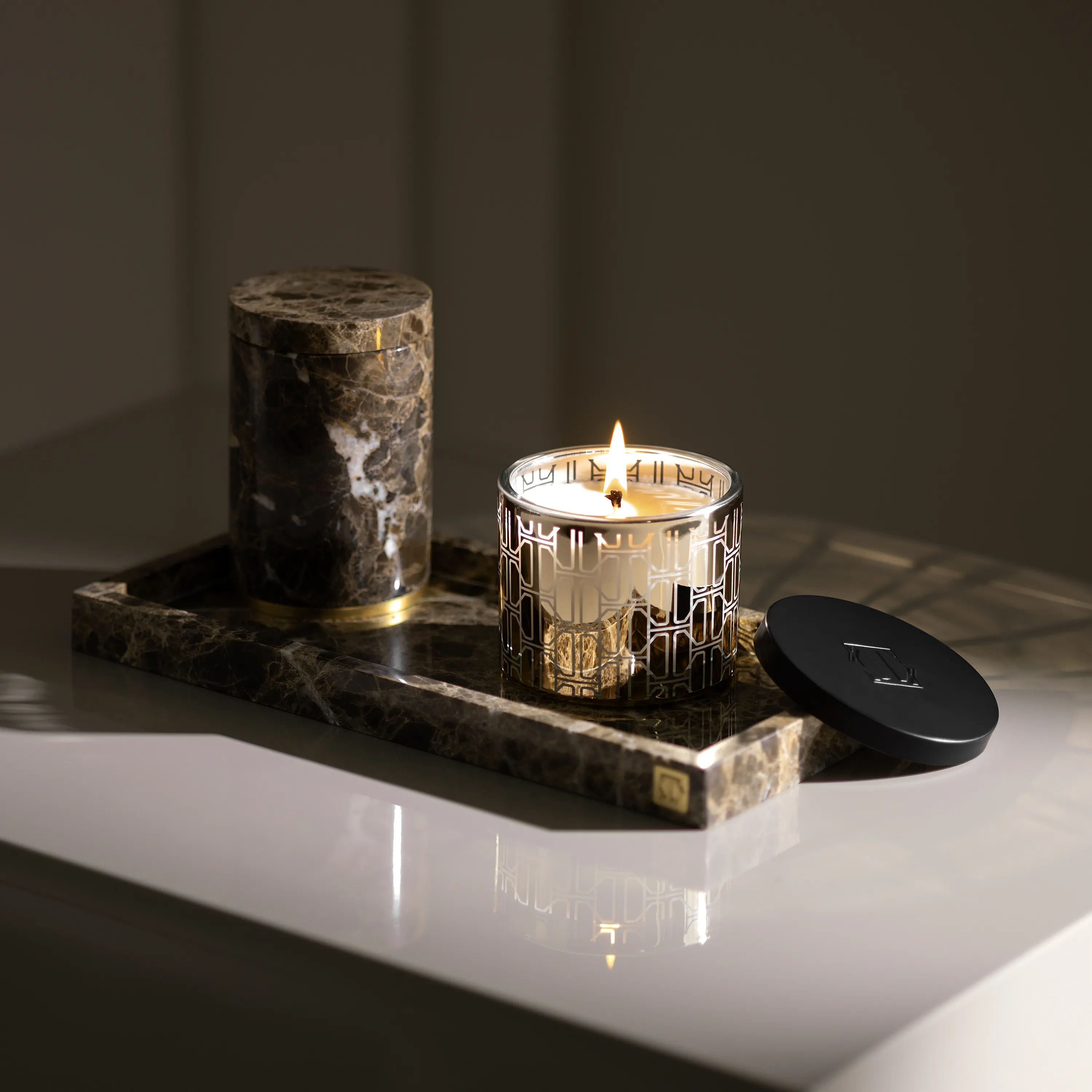 Свеча ароматическая Персик и лимон