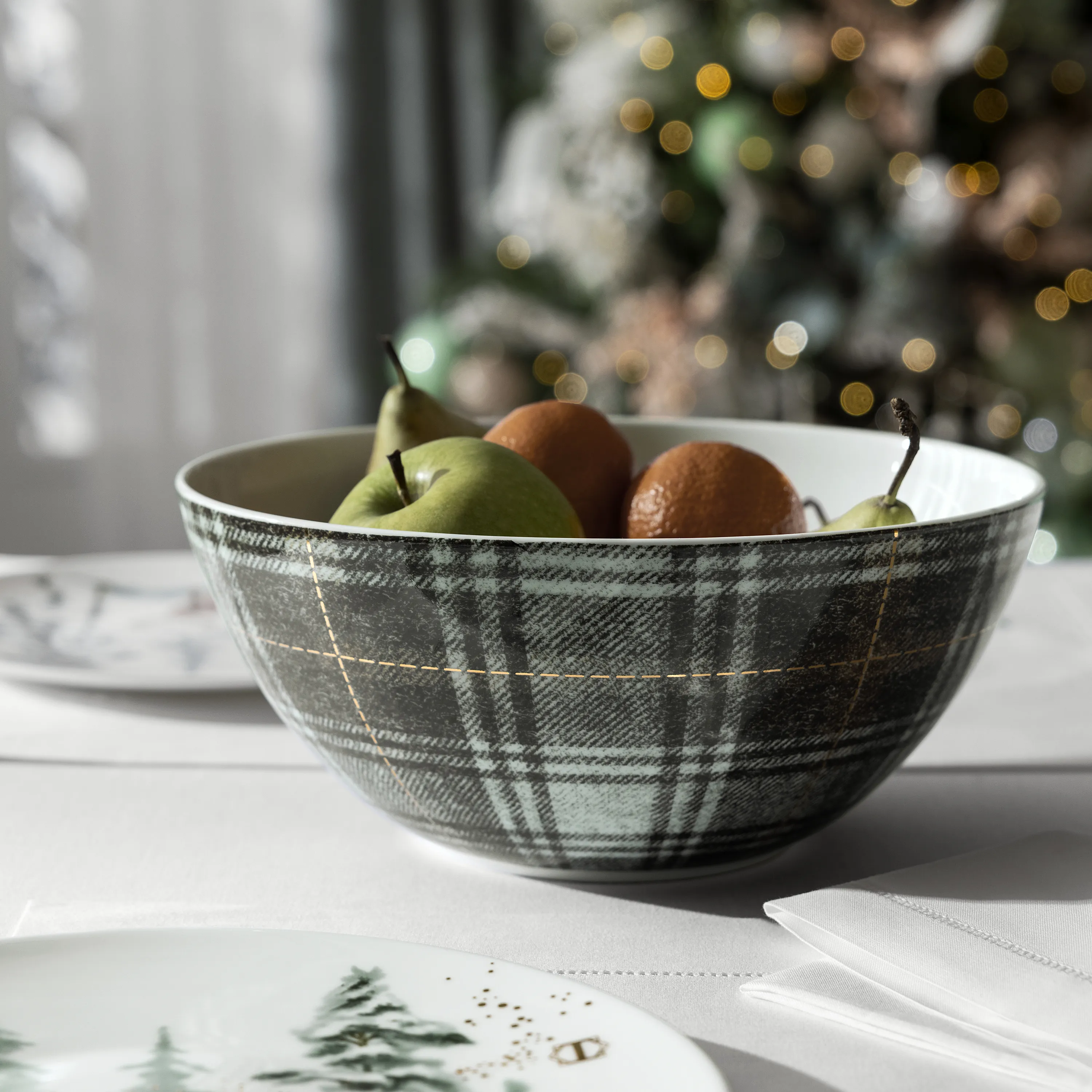 Тарелка салатная Сноуви