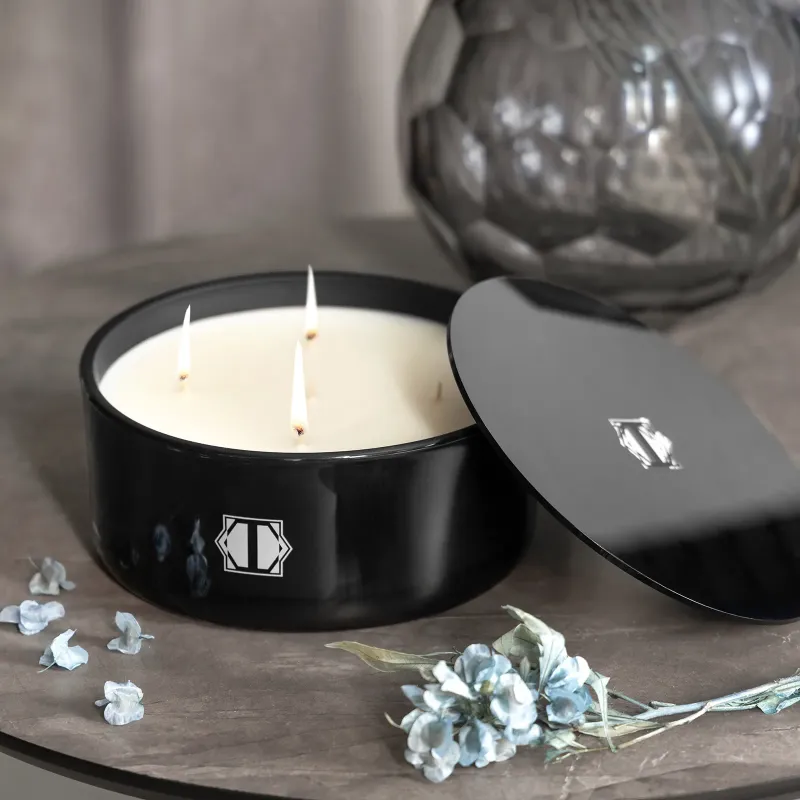 Свеча ароматическая Бергамот и фиалка