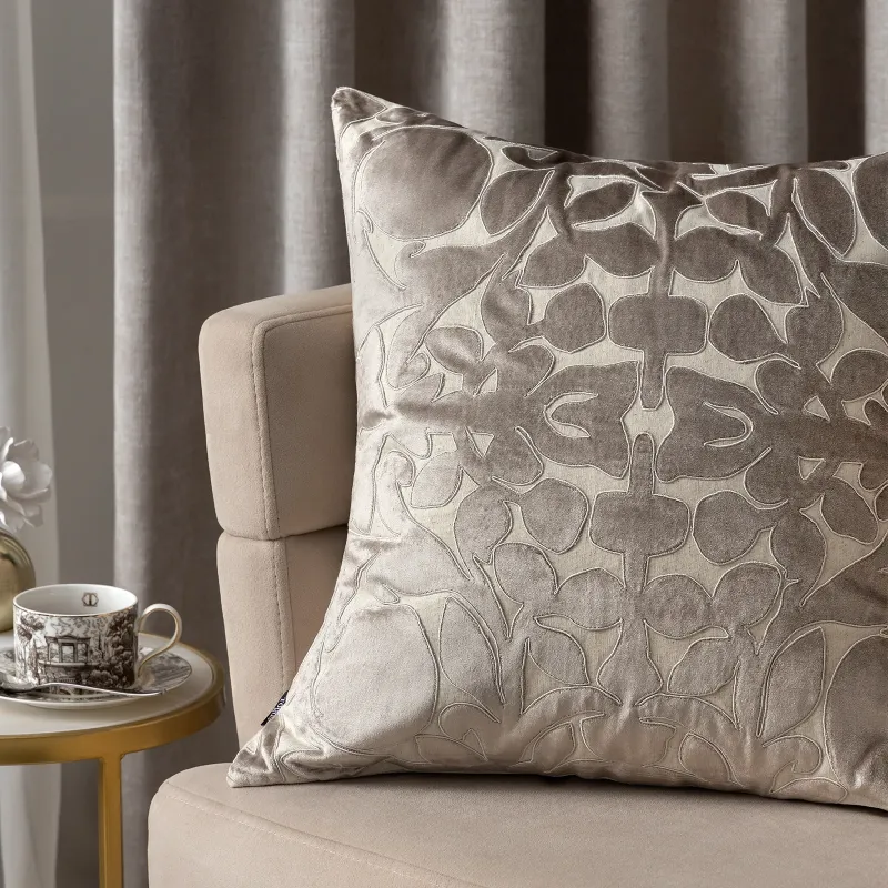 Декоративная подушка Рессель