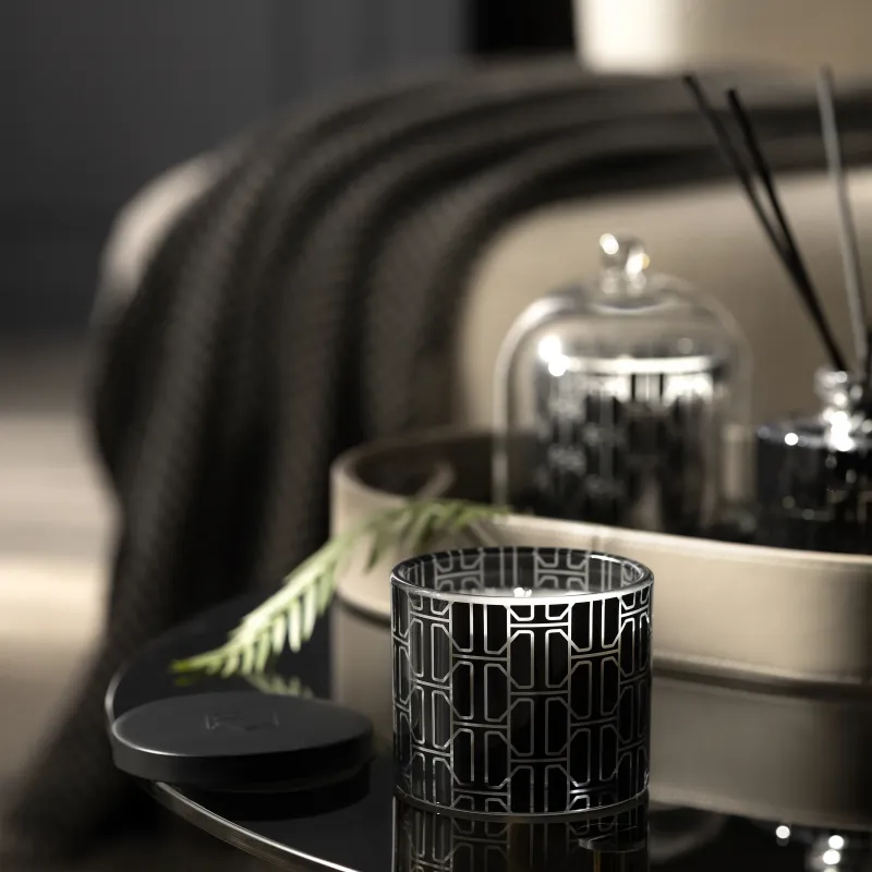 Свеча ароматическая Сандал и камилла