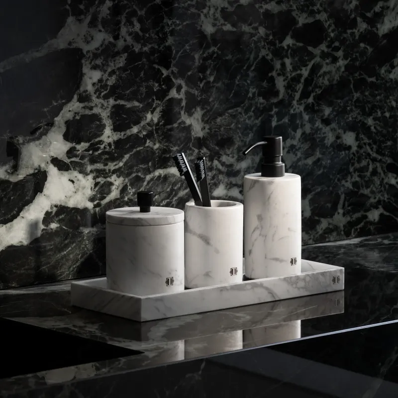 Диспенсер для жидкого мыла Клевен