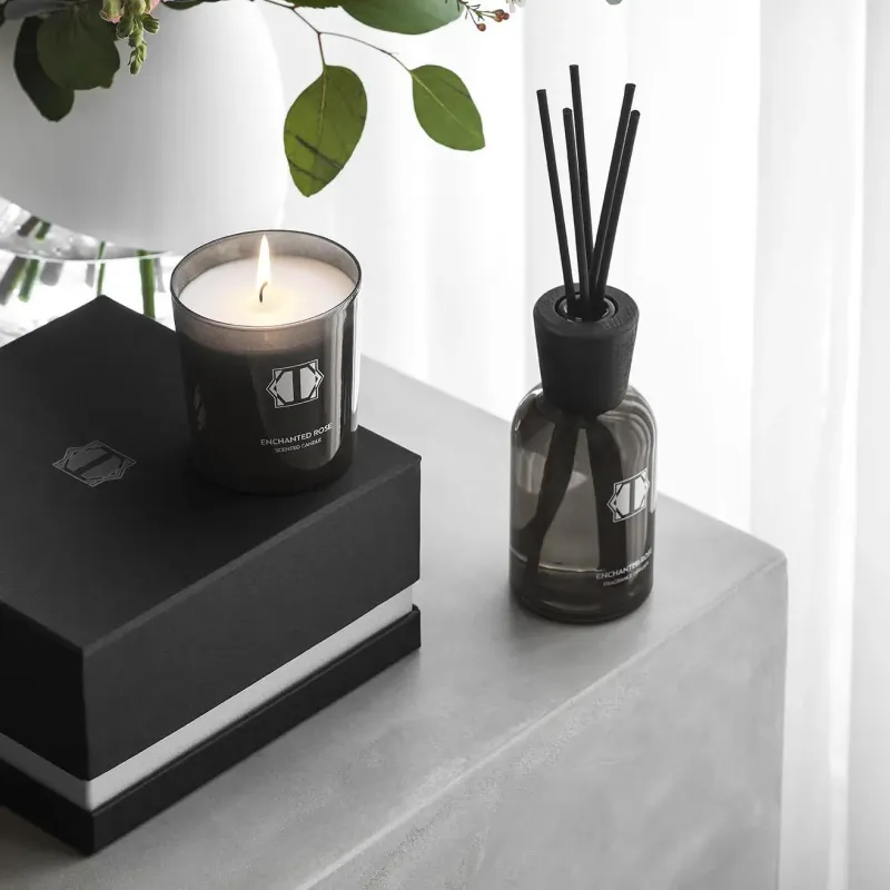 Ароматический диффузор Роза и белый мускус