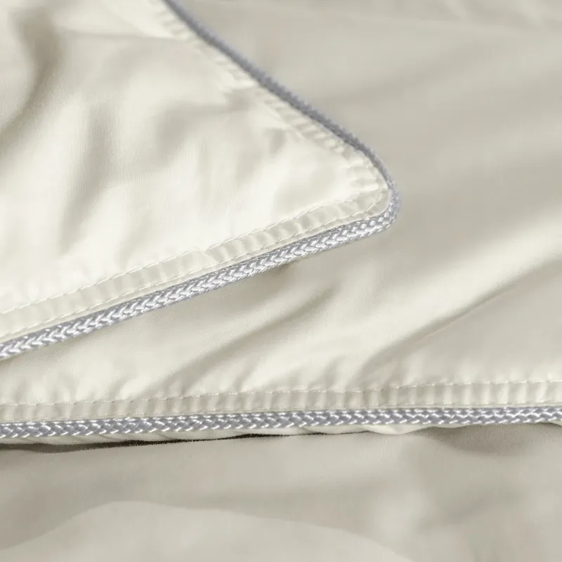 Одеяло Эверетт Лайт