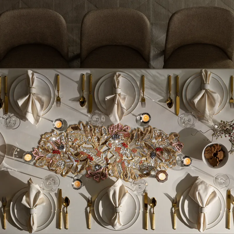 Декоративный раннер Селестия-Холли