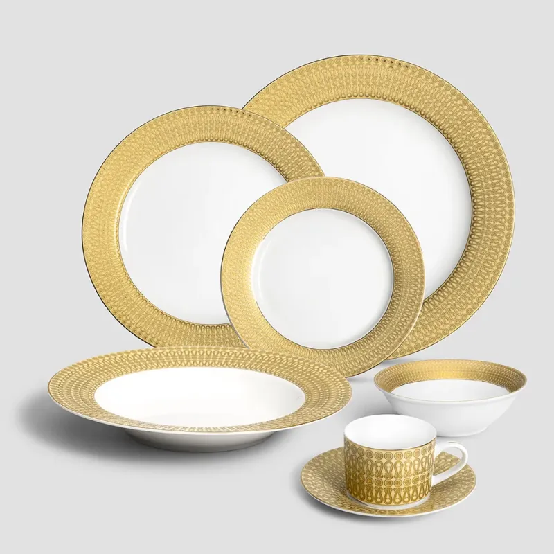 Тарелка обеденная Монтене