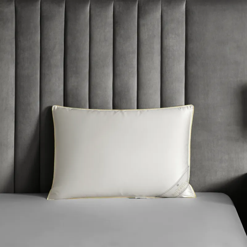 Подушка Соверен мягкая